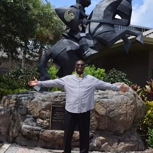 Meet your Posher, Marvin